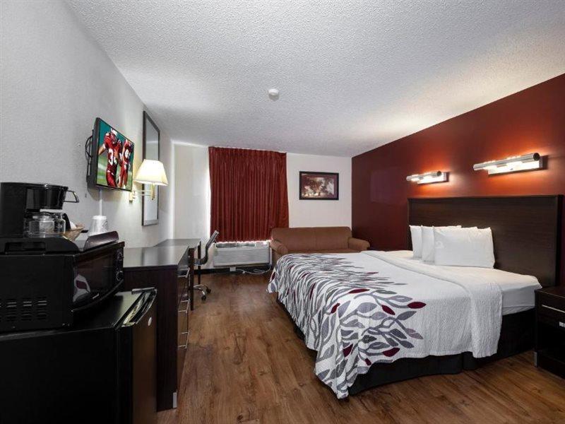 Red Roof Inn Charlotte - University מראה חיצוני תמונה