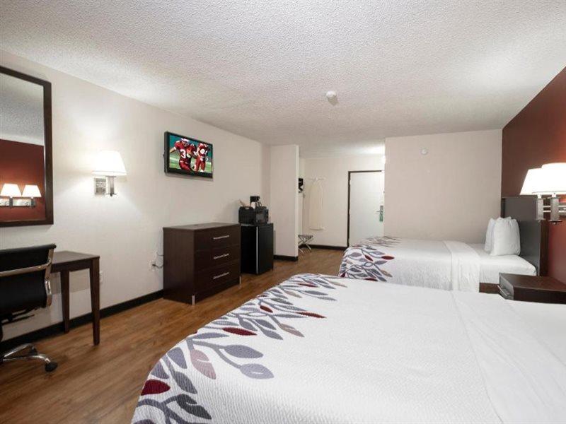 Red Roof Inn Charlotte - University מראה חיצוני תמונה