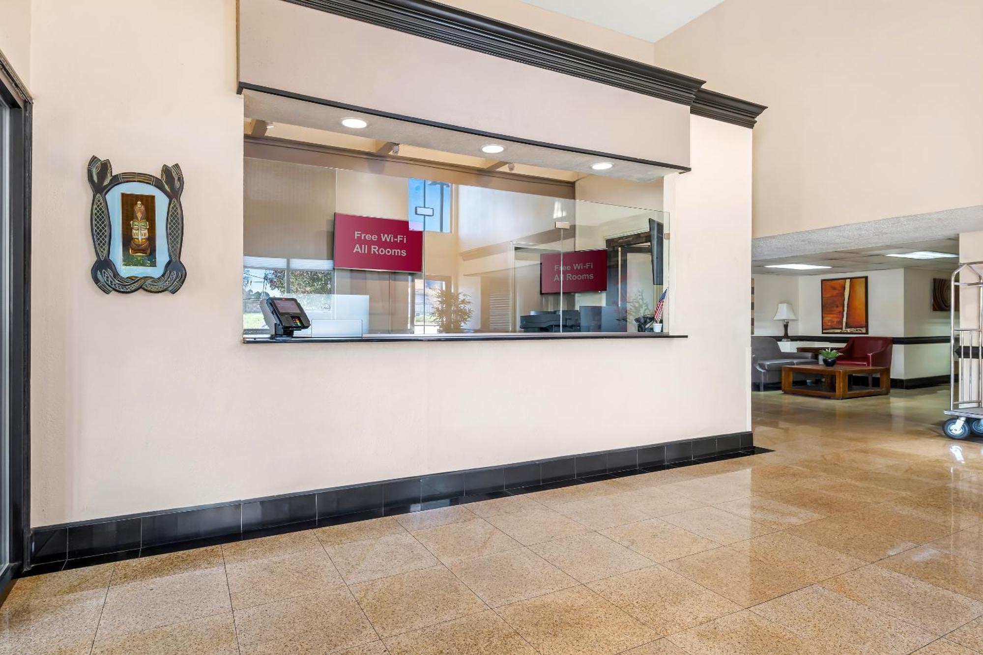 Red Roof Inn Charlotte - University מראה חיצוני תמונה