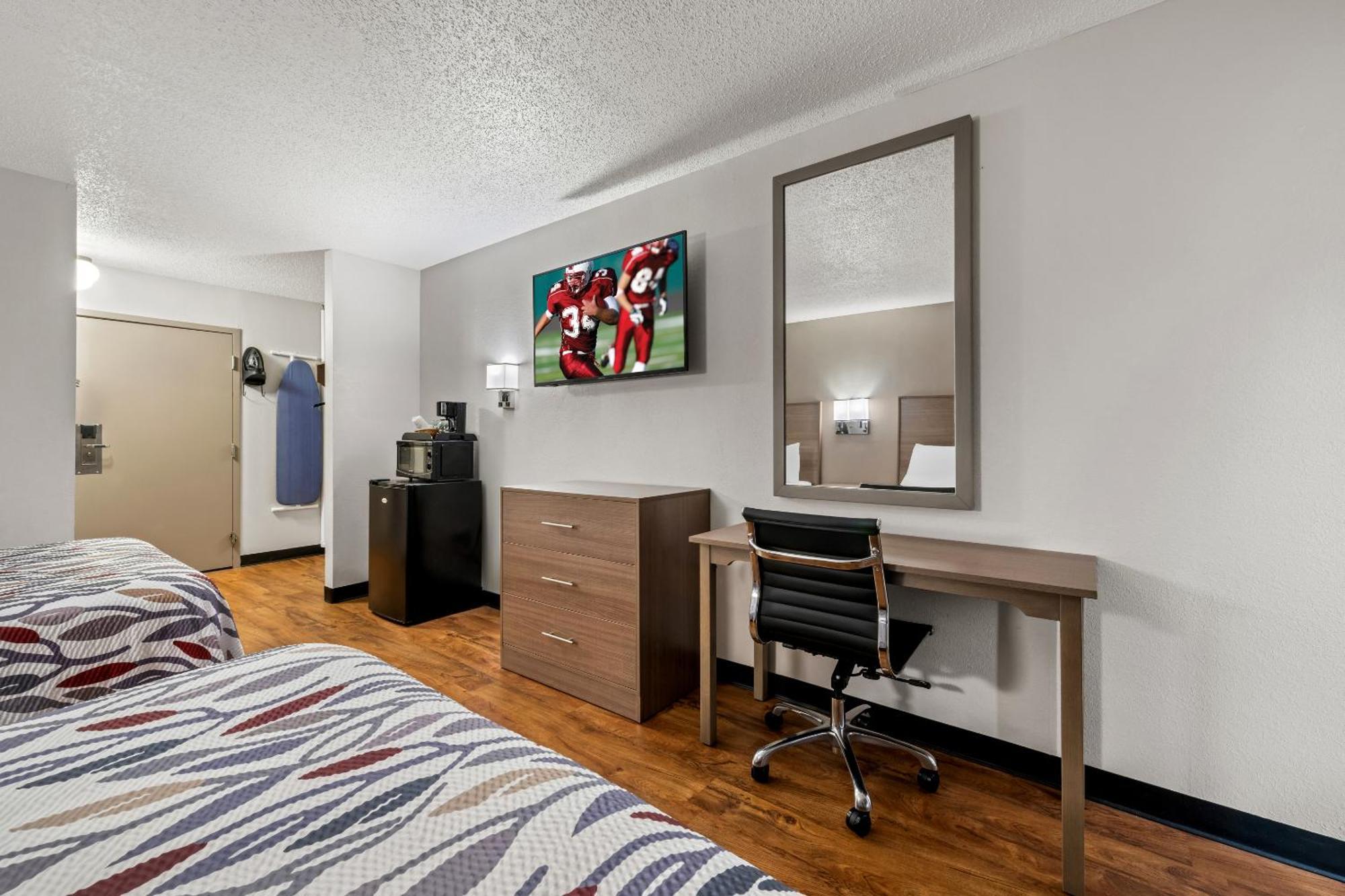 Red Roof Inn Charlotte - University מראה חיצוני תמונה